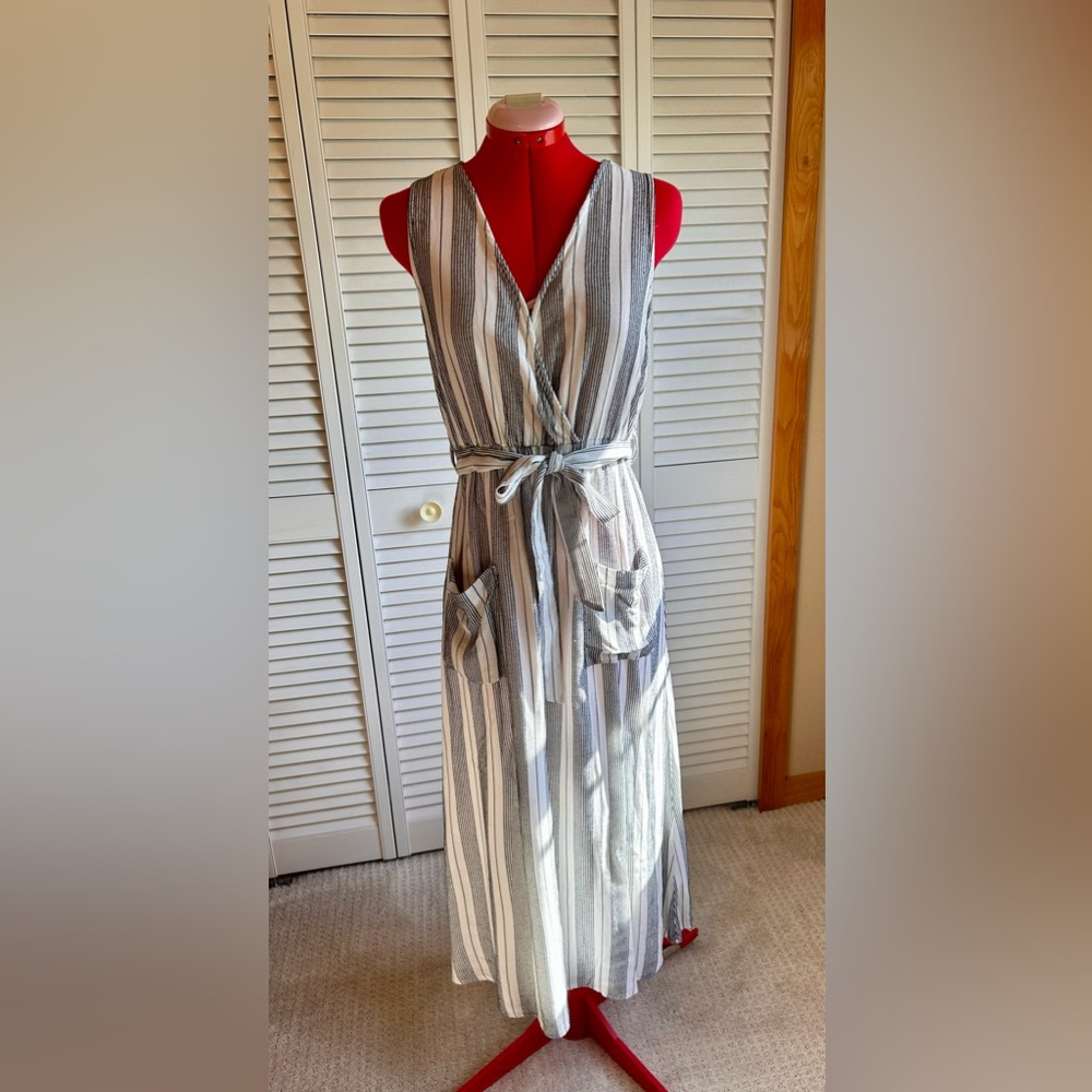 Harper Heritage striped Midi Dress size Small - Casual & Comfortable
